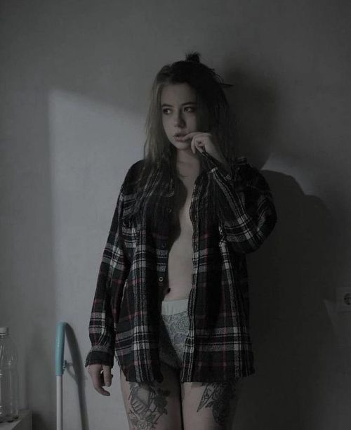 monabarkus Spotlight #fap1xroi8