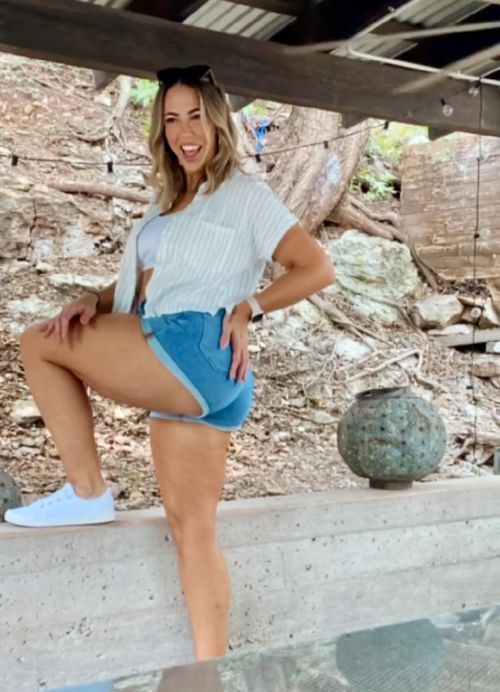 Robyn Fields Spotlight #fap436264xybi6