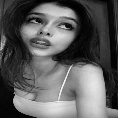 shivanyaa Spotlight #fap1xevi4